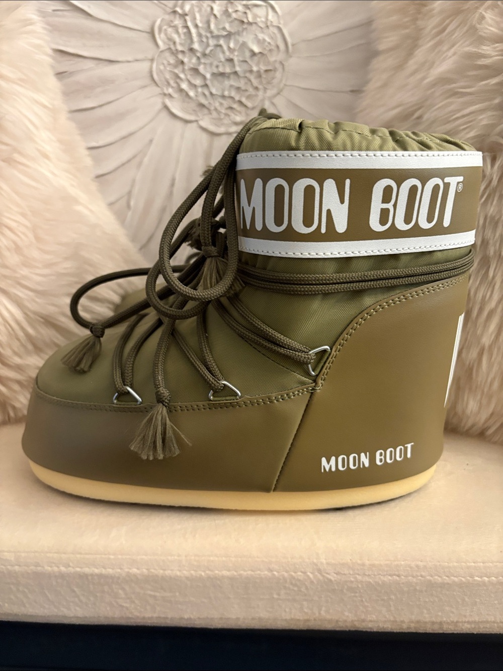 Moon Boot Olive Green Padded Women's Winter Lace-Up Boot